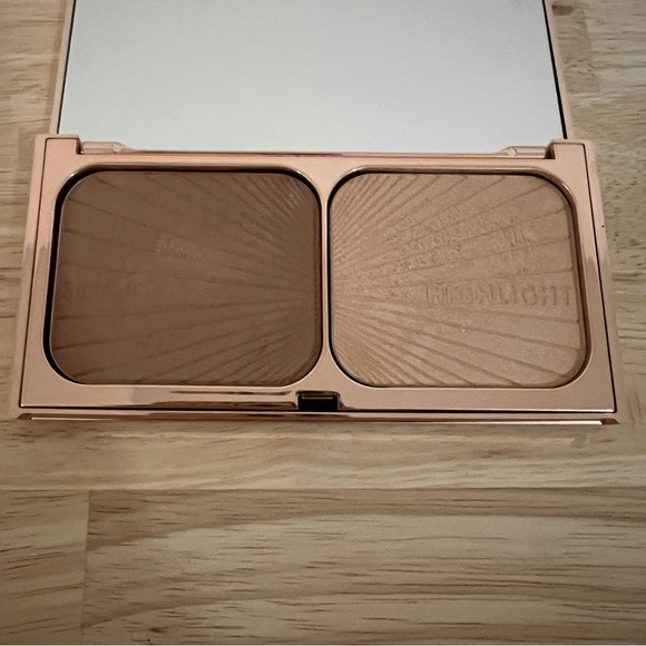 Charlotte Tilbury Filmstar Bronze and Glow Palette - Picture 2 of 3